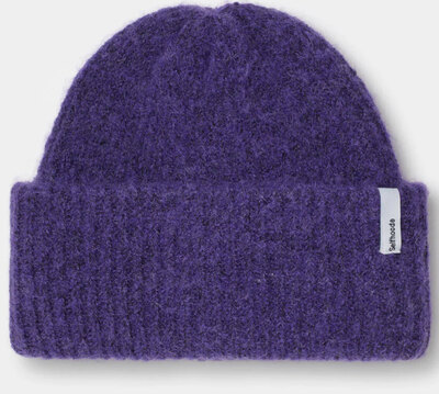 0 Fluffy Beanie Violet